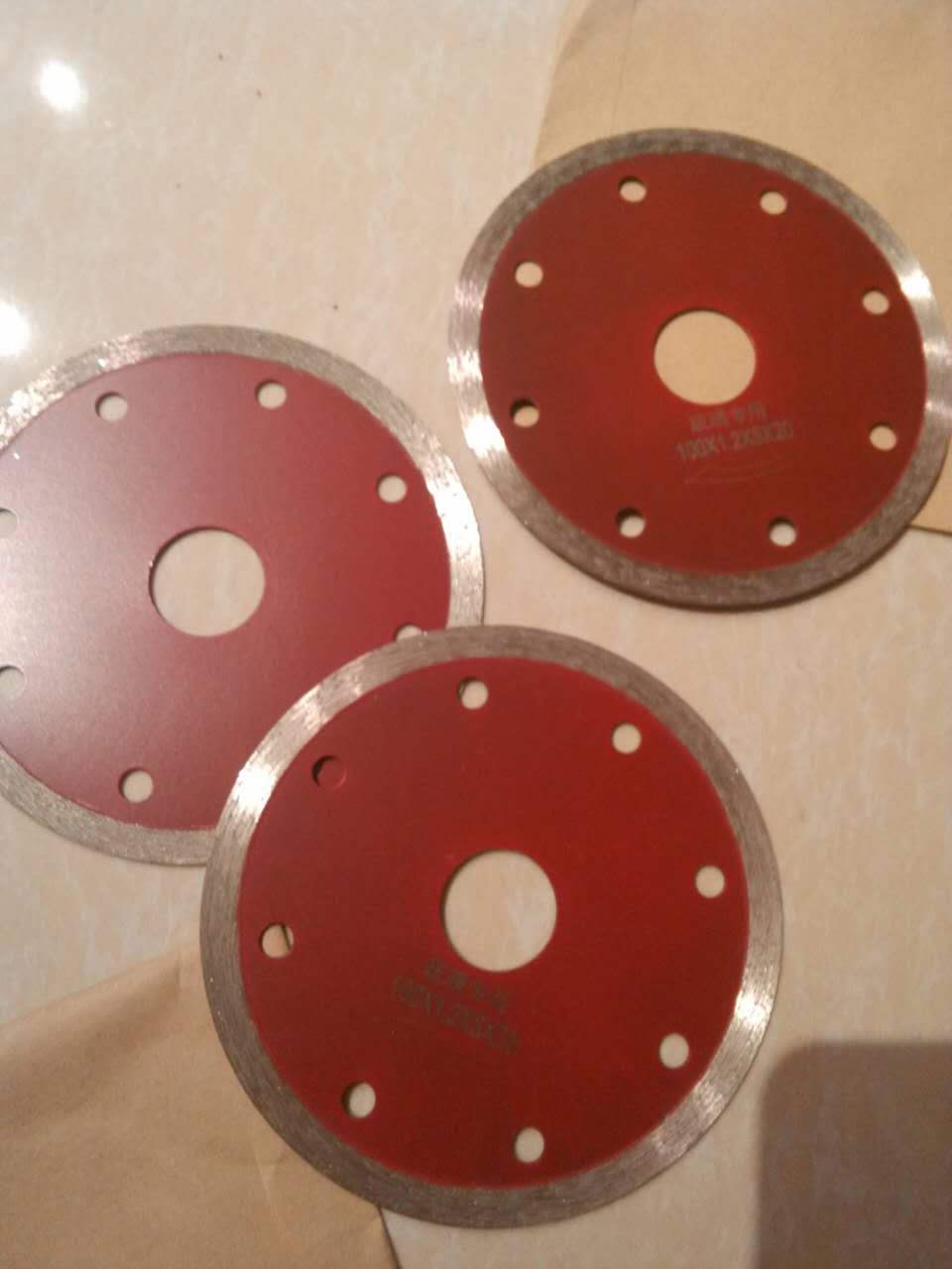 Glass cutting disc 